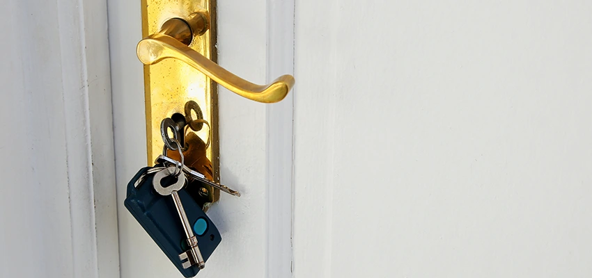 Broken Door Key Extraction in Watsonville, CA